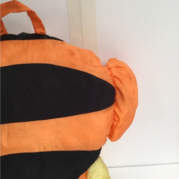 Vintage Disney’s Winnie the Pooh Tigger 90s plush stuffed head pillow - Picture 7 of 10